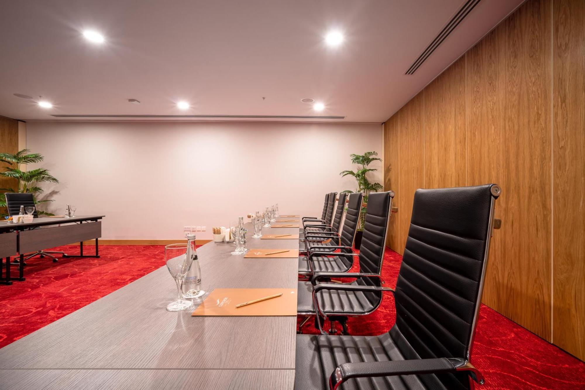 Concorde Tower Hotel & Casino Nikozja Zewnętrze zdjęcie Meeting room at the InterContinental London The O2